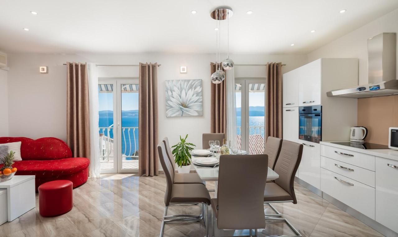 Fba Family Beach Apartments Omiš Eksteriør bilde