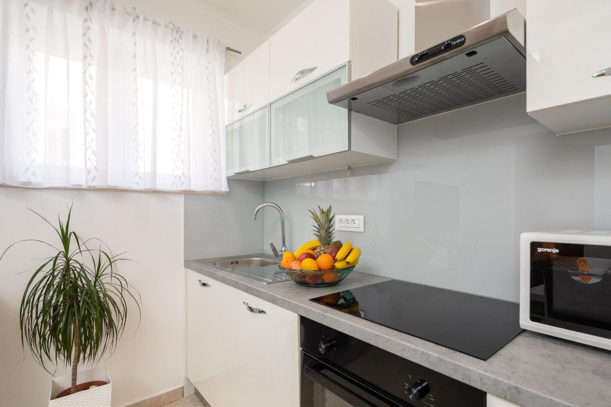 Fba Family Beach Apartments Omiš Rom bilde