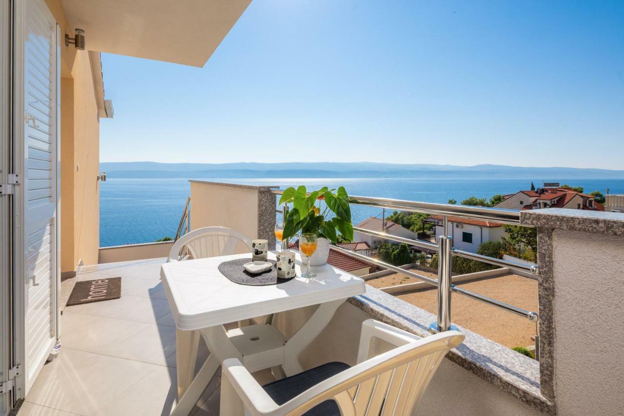 Fba Family Beach Apartments Omiš Eksteriør bilde